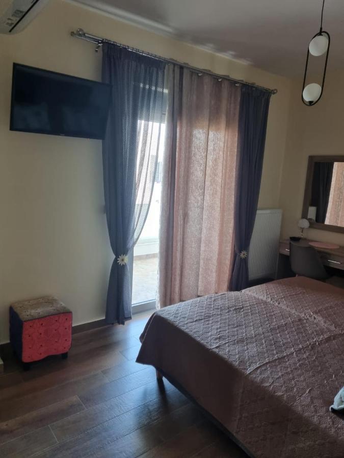Valentina'S Luxe Apartment Мастіхарі Екстер'єр фото
